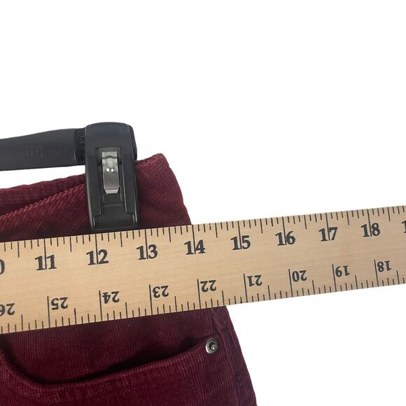 Cloudveil Women's Size 4‎ Corduroy Red Outdoor Shorts - Picture 7 of 9